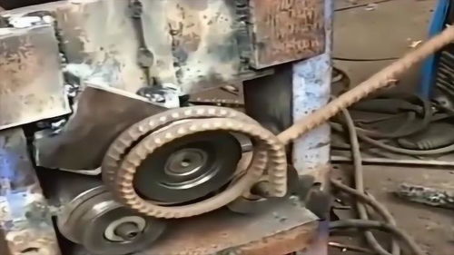 敬畏工厂机器加工 科技力量铸就乐器精工之美